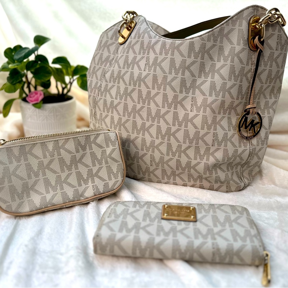 White MK Set!